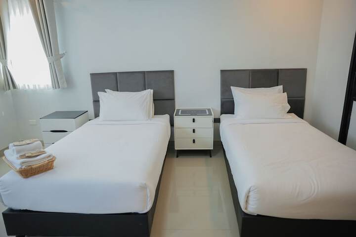 Room 7 of 50