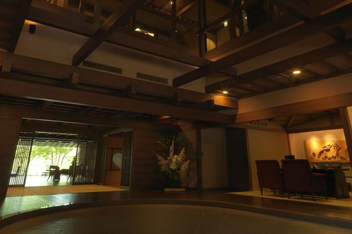 Hotel Interior 7 of 99