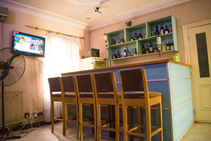 Lounge 95 of 97