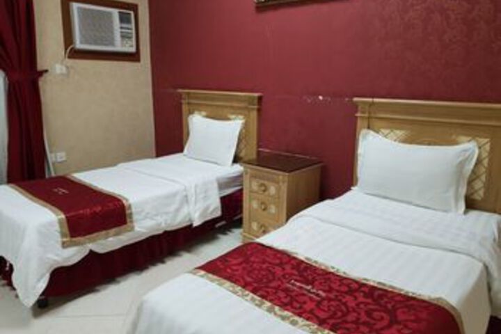 Room 14 of 24