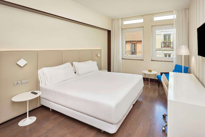 Room 14 of 44
