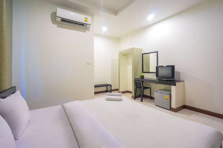 Room 19 of 51