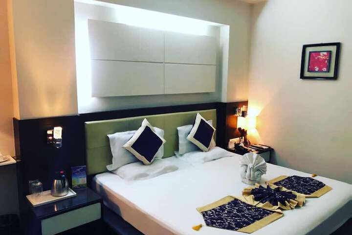Room 34 of 52