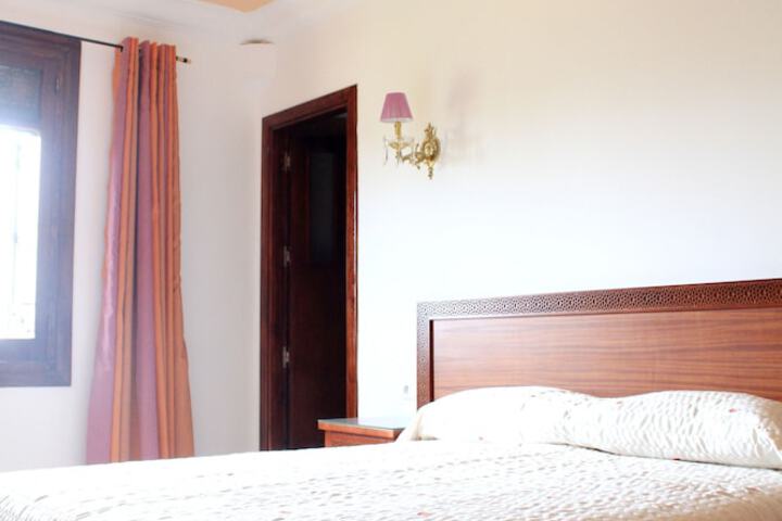 Room 9 of 65