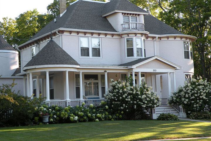 OSCAR H. HANSON HOUSE