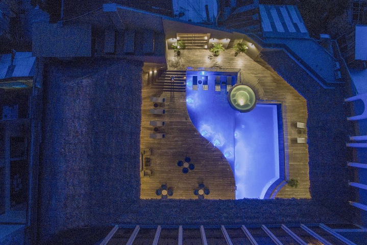 Pool 48 of 83