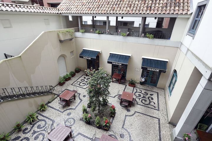 Terrace/Patio 23 of 40