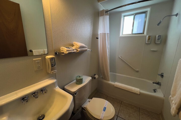 Room 30 of 54