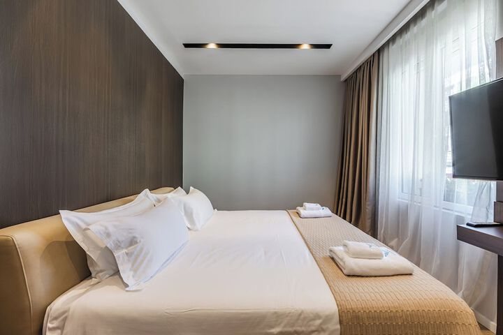 Room 92 of 171