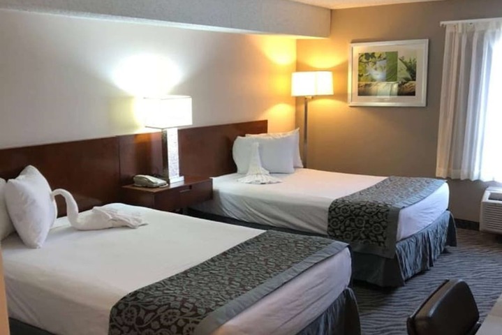 2 Double Beds (3 of 30)