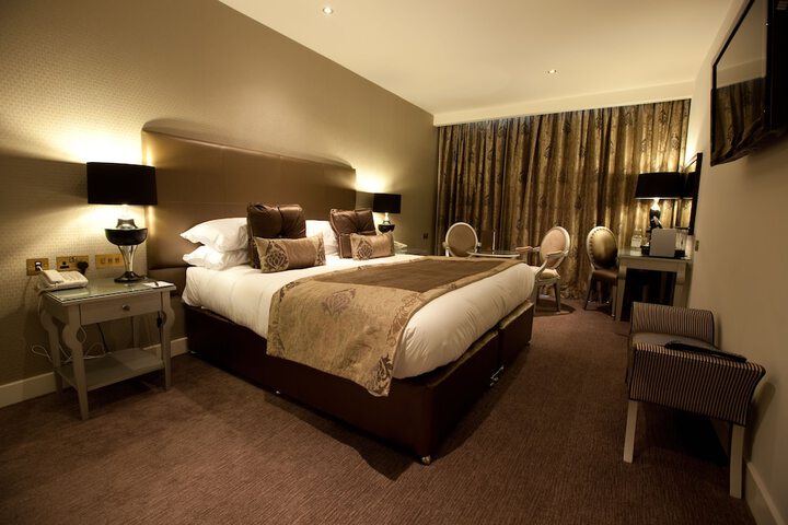 Room 7 of 60