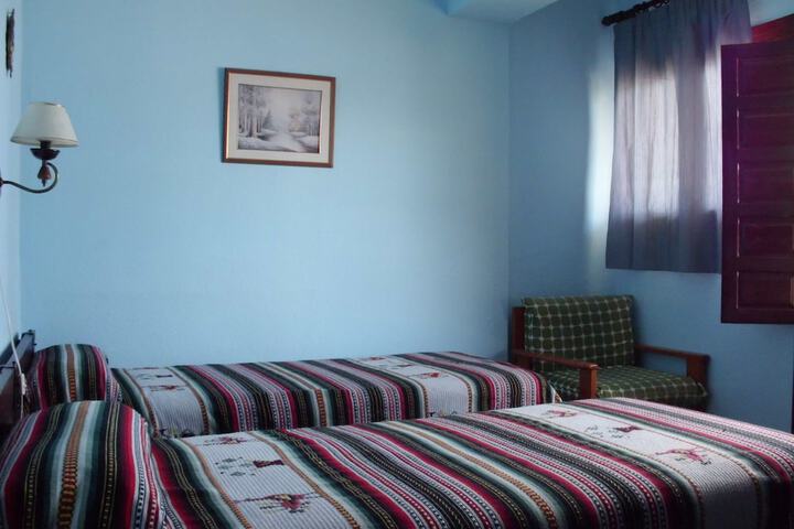 Room 3 of 67