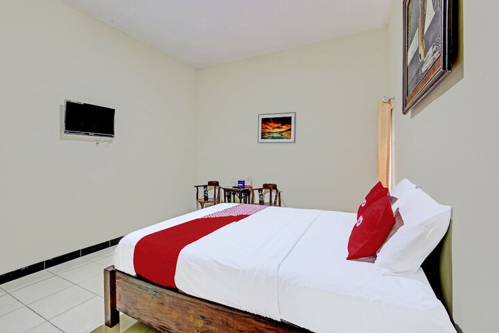 Room 18 of 37
