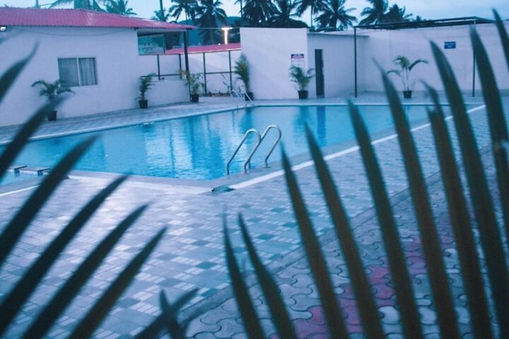 Pool 8 of 40