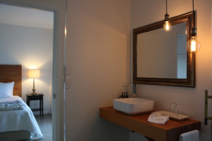 Room 192 of 204