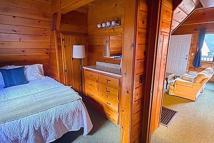 Room 5 of 69