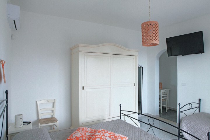 Room 29 of 30