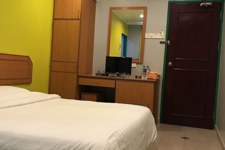 Room 7 of 47