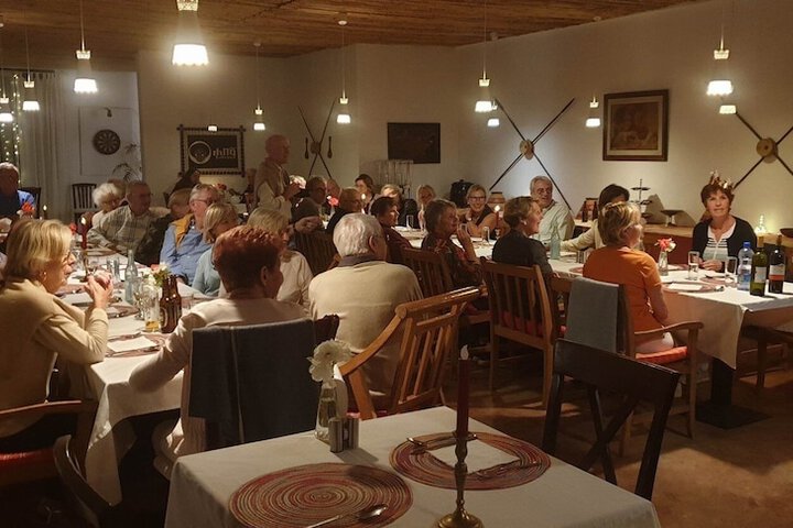 Dining 43 of 83