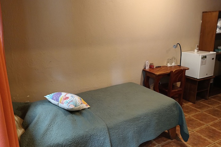 Room 45 of 334