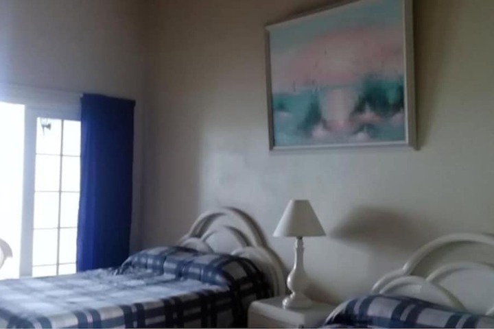 Room 2 of 18