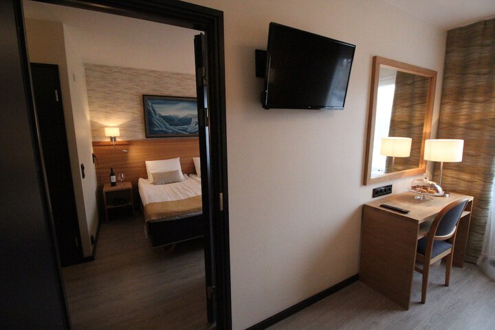 Room 18 of 67