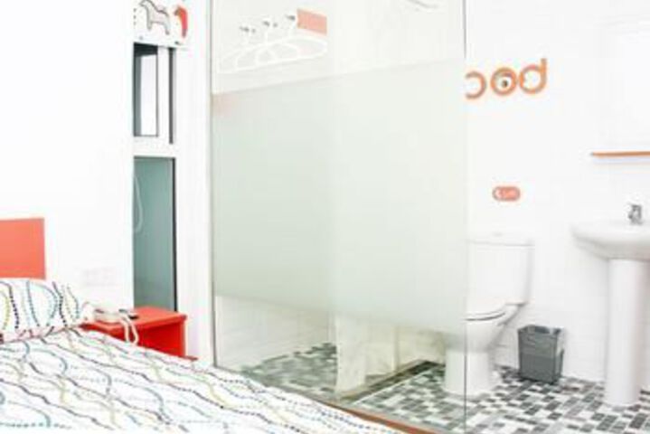 Room 10 of 23