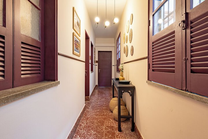 Ballroom/Hall 79 of 92