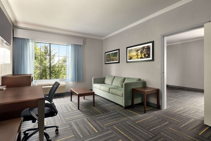 Room 18 of 45