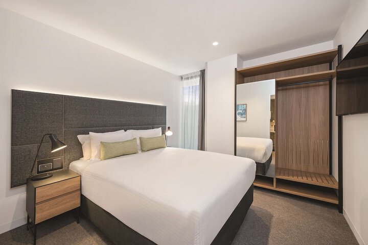 Room 28 of 84