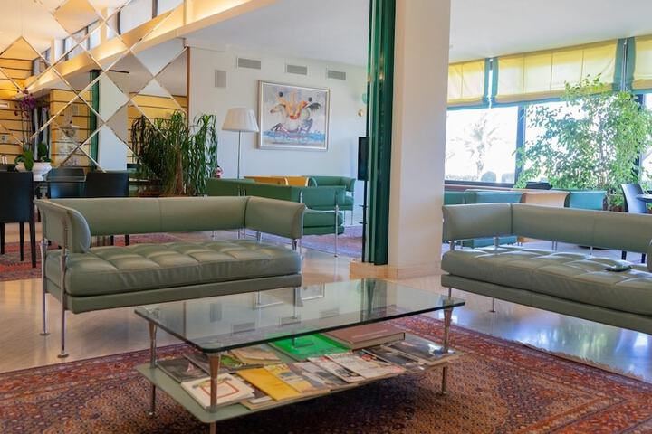 Hotel Lobby