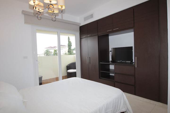 Room 8 of 96