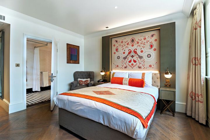 Room 21 of 115