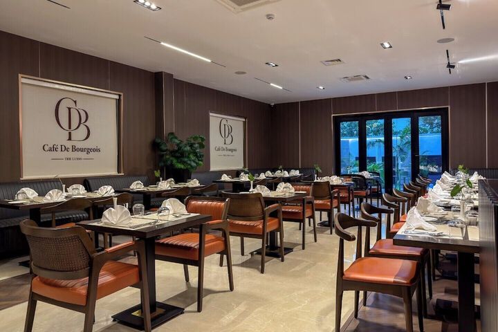 Dining 140 of 179
