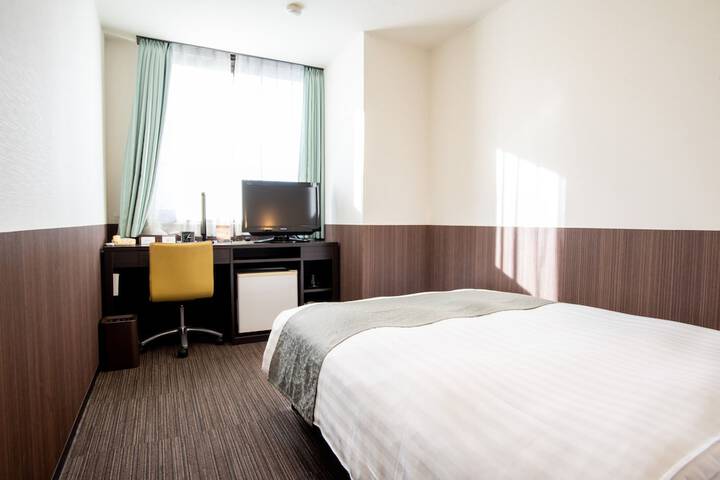Room 14 of 47