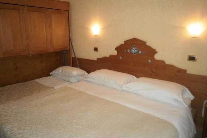 Room 18 of 47