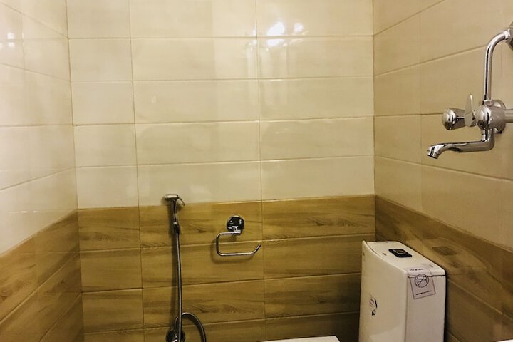 Room 48 of 72