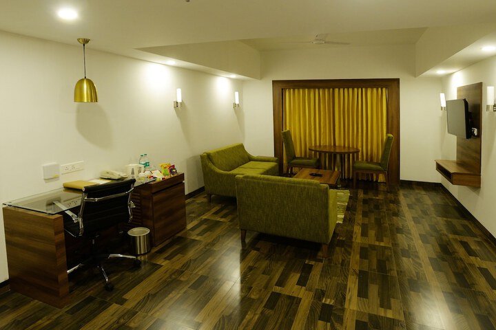 Room 8 of 60