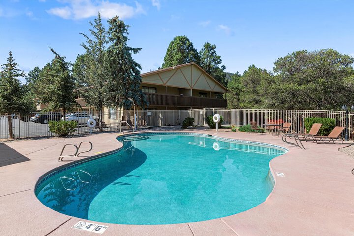 Pool 27 of 40