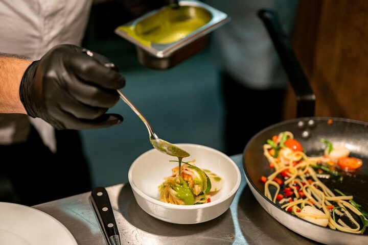 Dining 53 of 69
