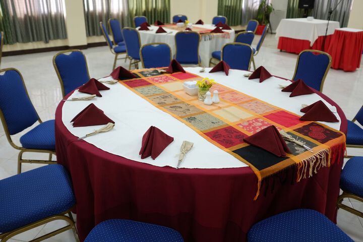 Ballroom/Hall 53 of 96