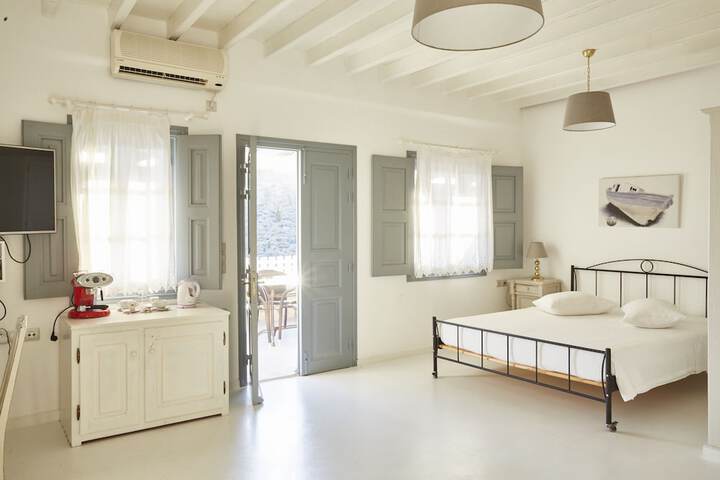 Room 3 of 54