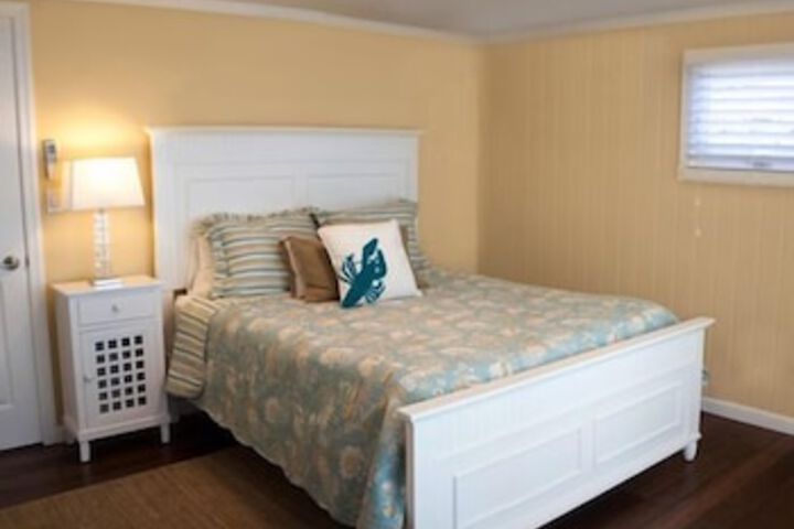 Room 142 of 663
