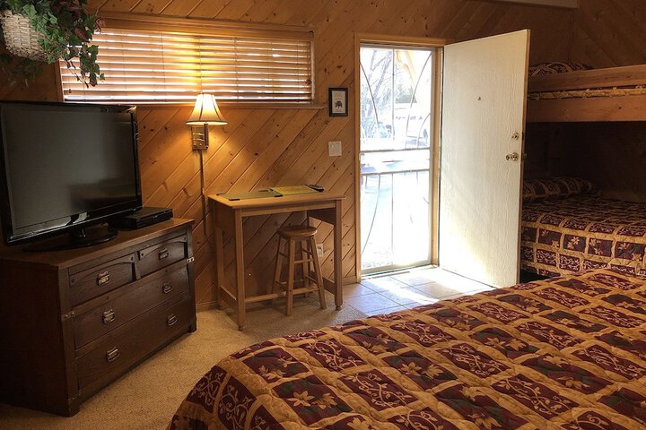 Room 5 of 39