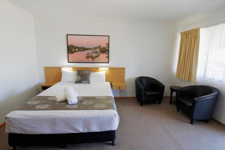 Room 7 of 60