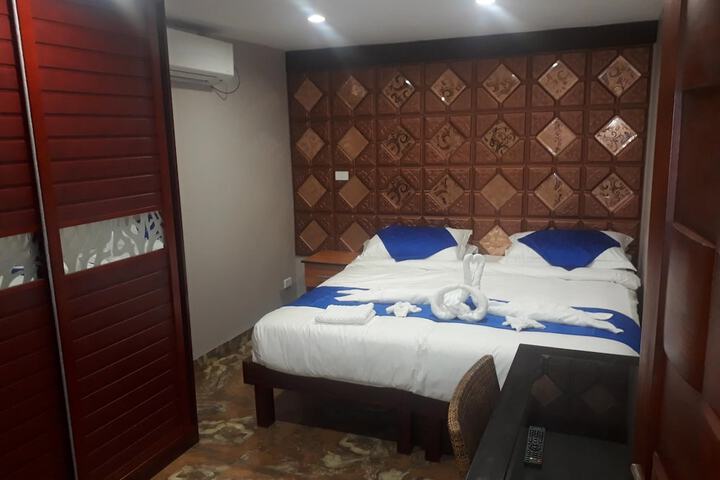 Room 3 of 41