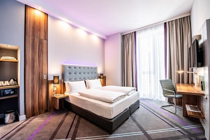 Room 4 of 21