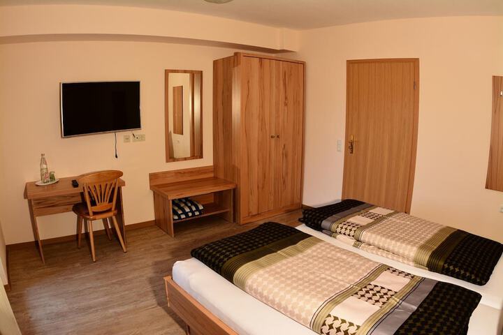 Room 14 of 44