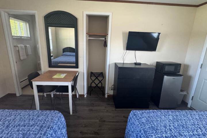 Room 27 of 59