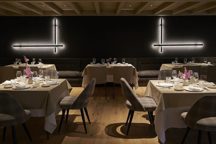 Dining 60 of 88